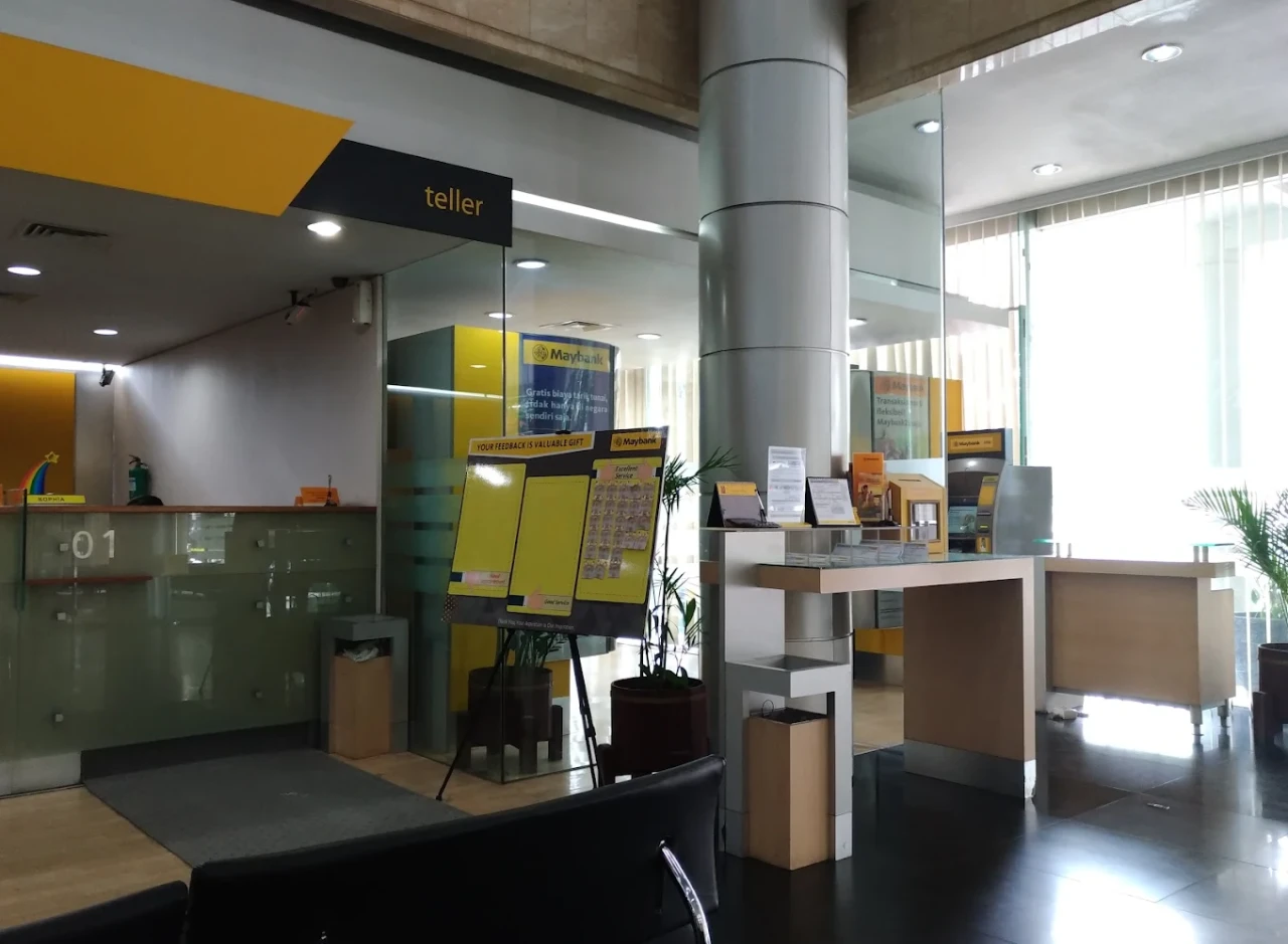 4 Cara Top Up Saldo Shopeepay Lewat Maybank dan Biayanya