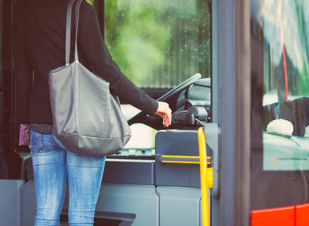 Cara Bayar Tiket Lion Via ATM BCA Beserta Kode dan Biayanya