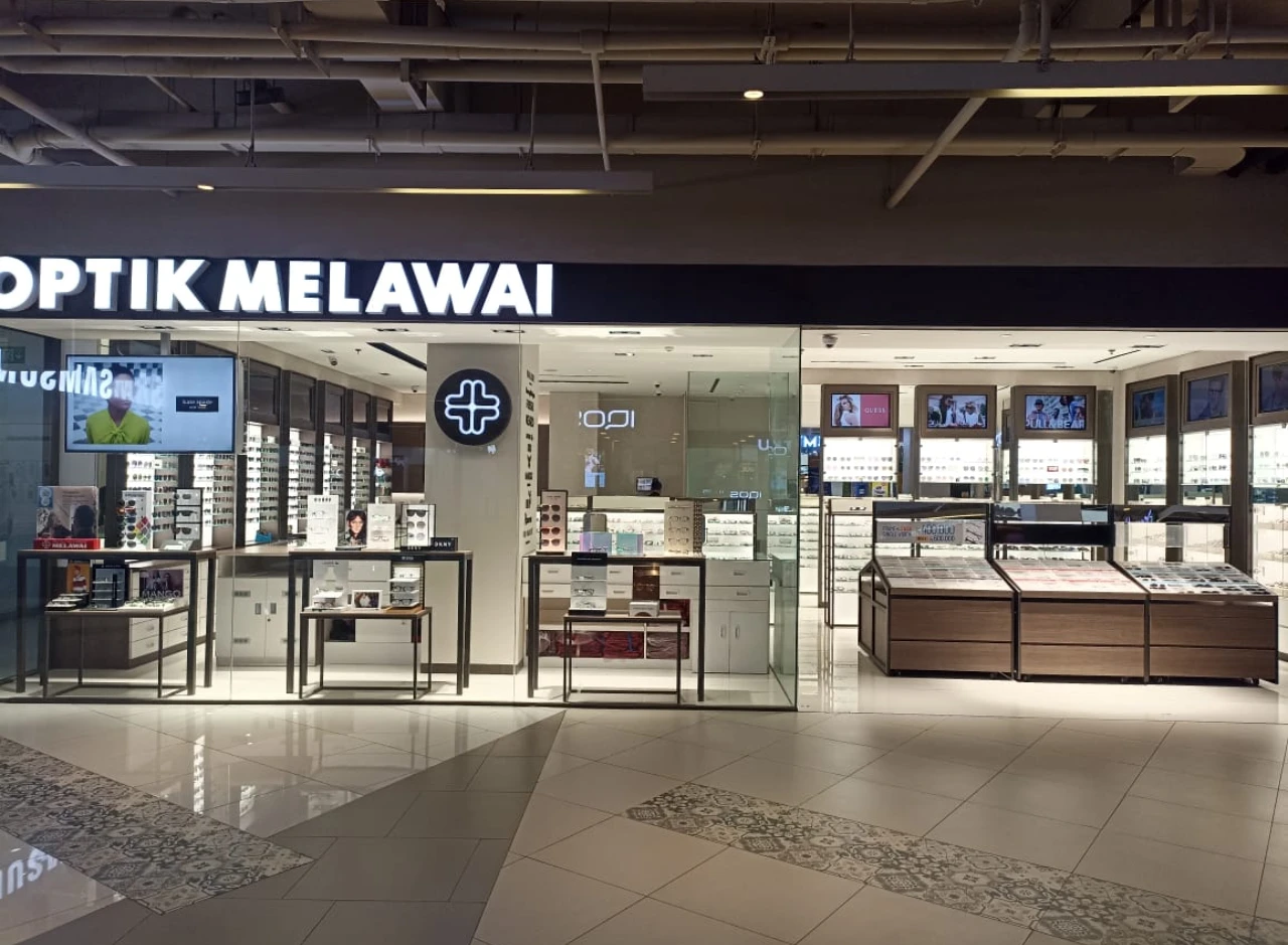 Gaji Karyawan Optik Melawai Surabaya, Kediri, Bandung, Jakarta