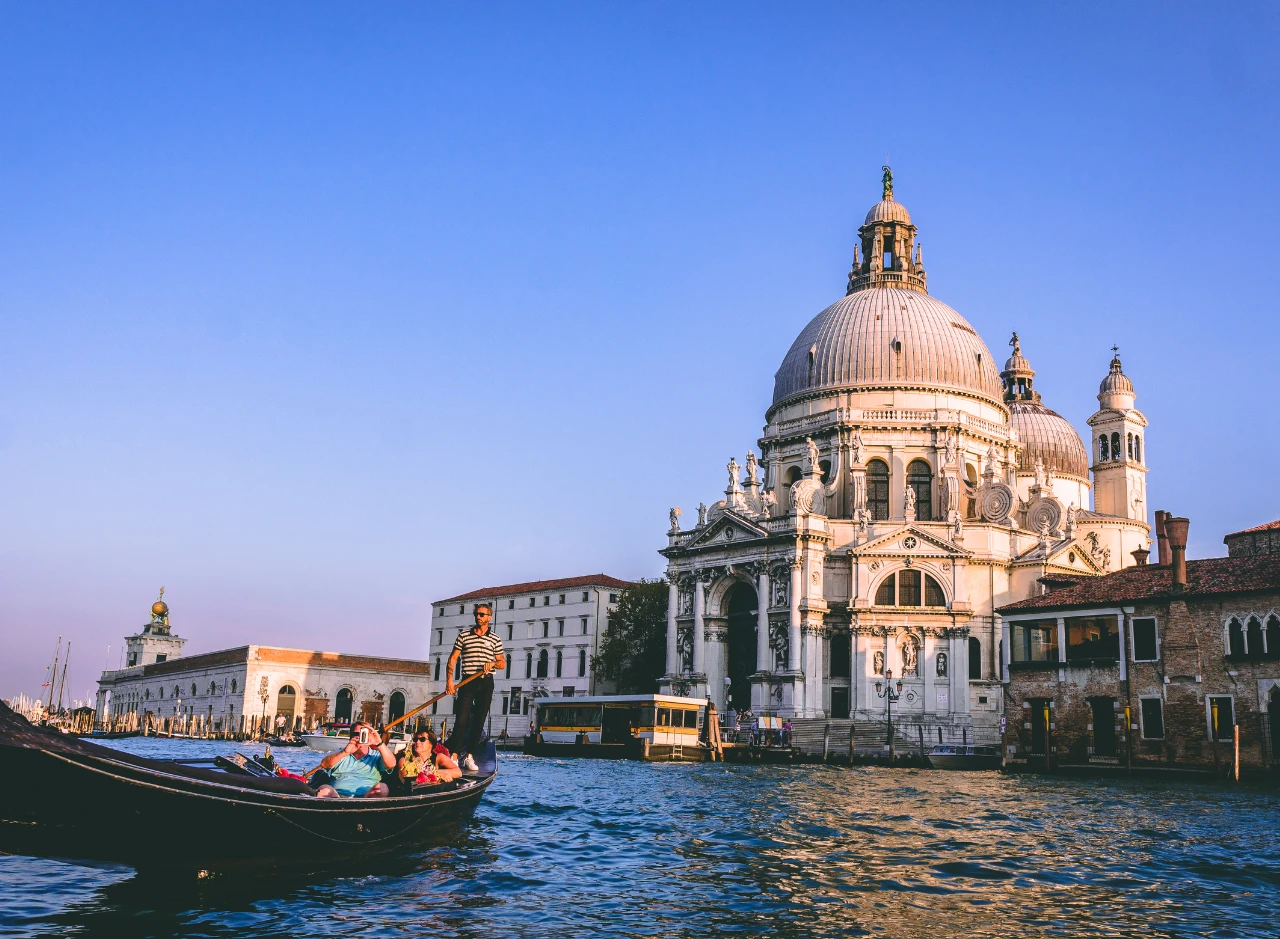 Uniknya Negara Italia dan Kenapa Harus Dikunjungi pada 2025