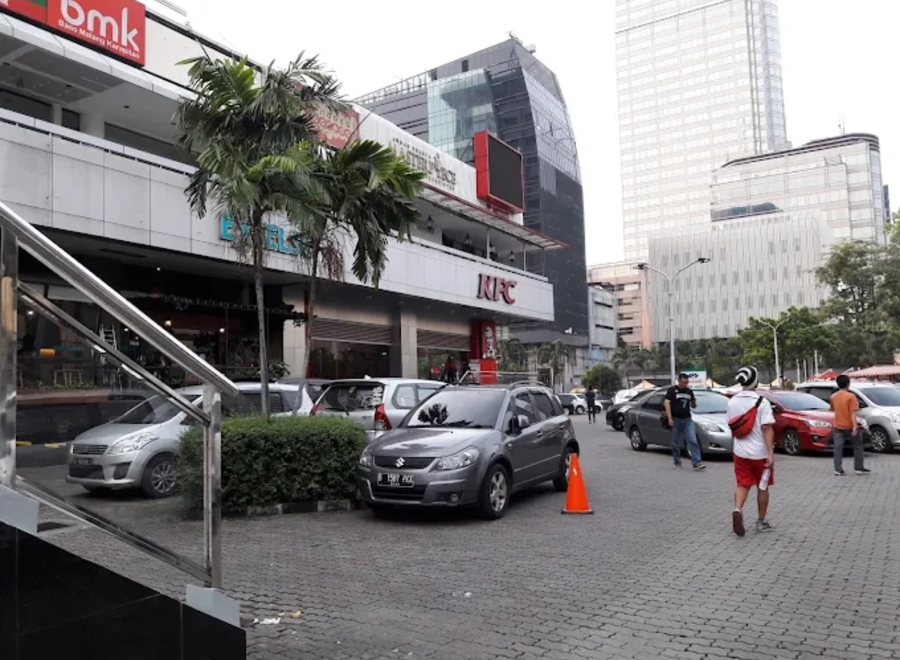 Gaji Karyawan PT Sarinah Terbaru di Semua Posisi 2025