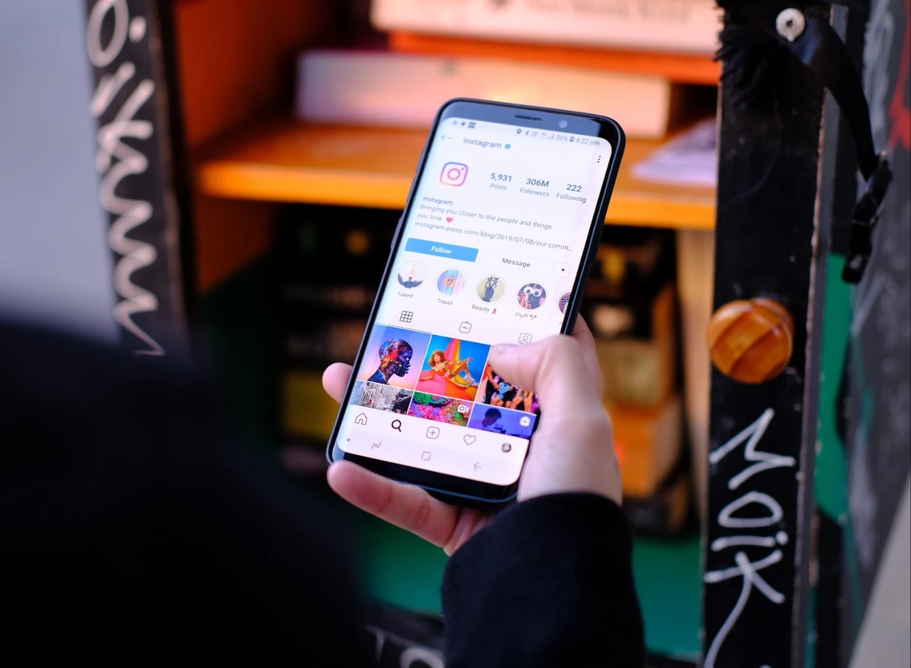10 Cara Menghasilkan Uang dari Instagram Untuk Pemula Tanpa Modal