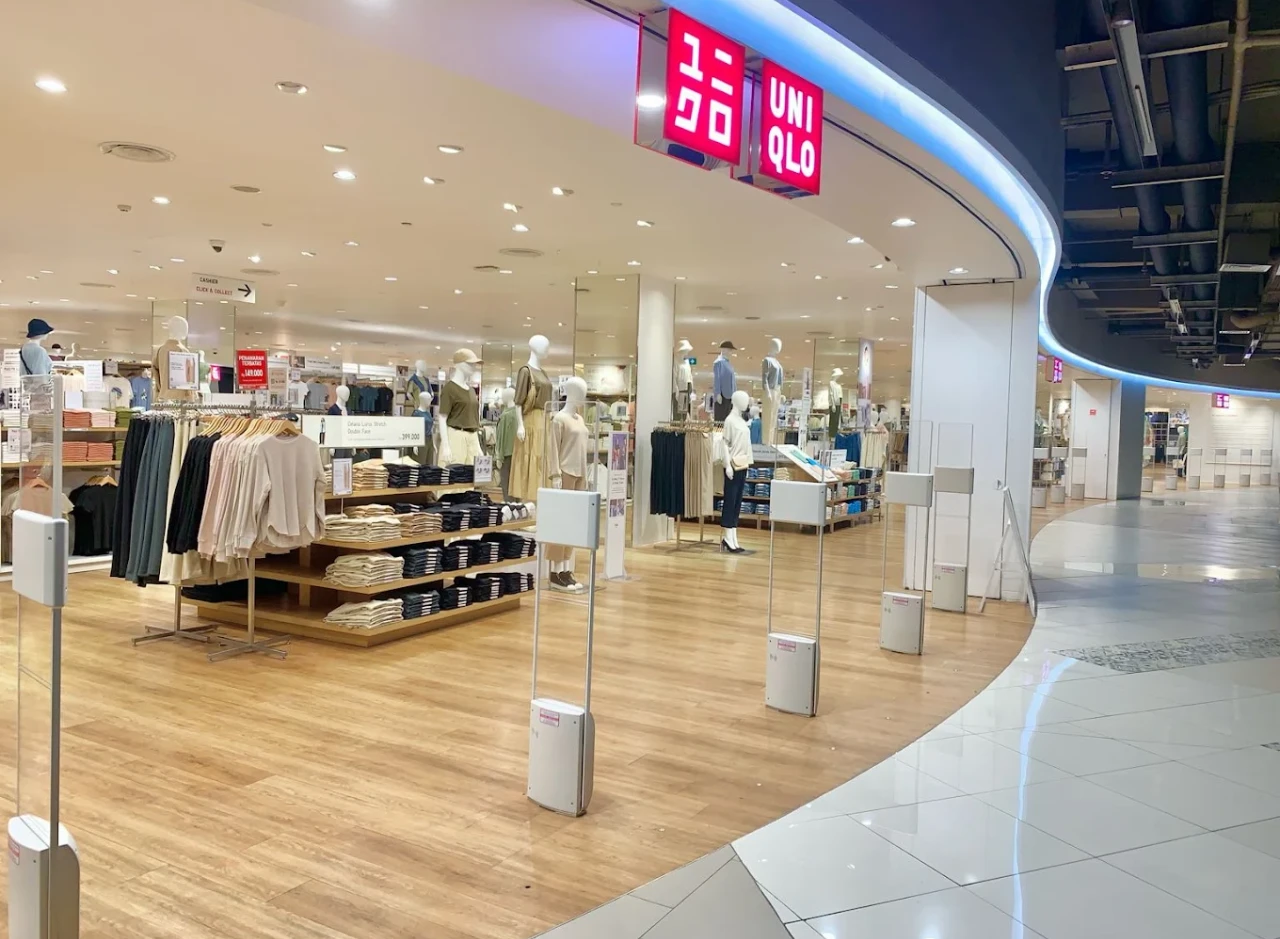 Daftar Gaji Karyawan Uniqlo Beserta Tunjangannya