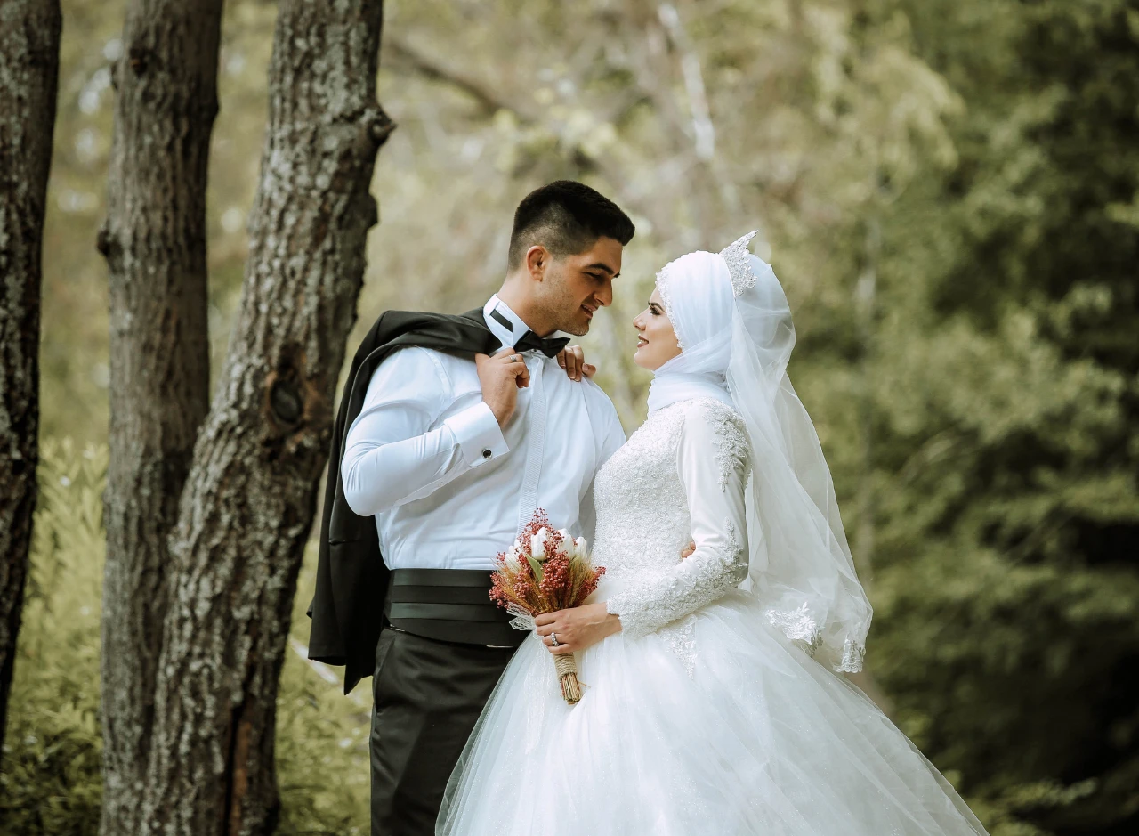 Kreasiundangan.com: Jasa Cetak Undangan Pernikahan Terpercaya