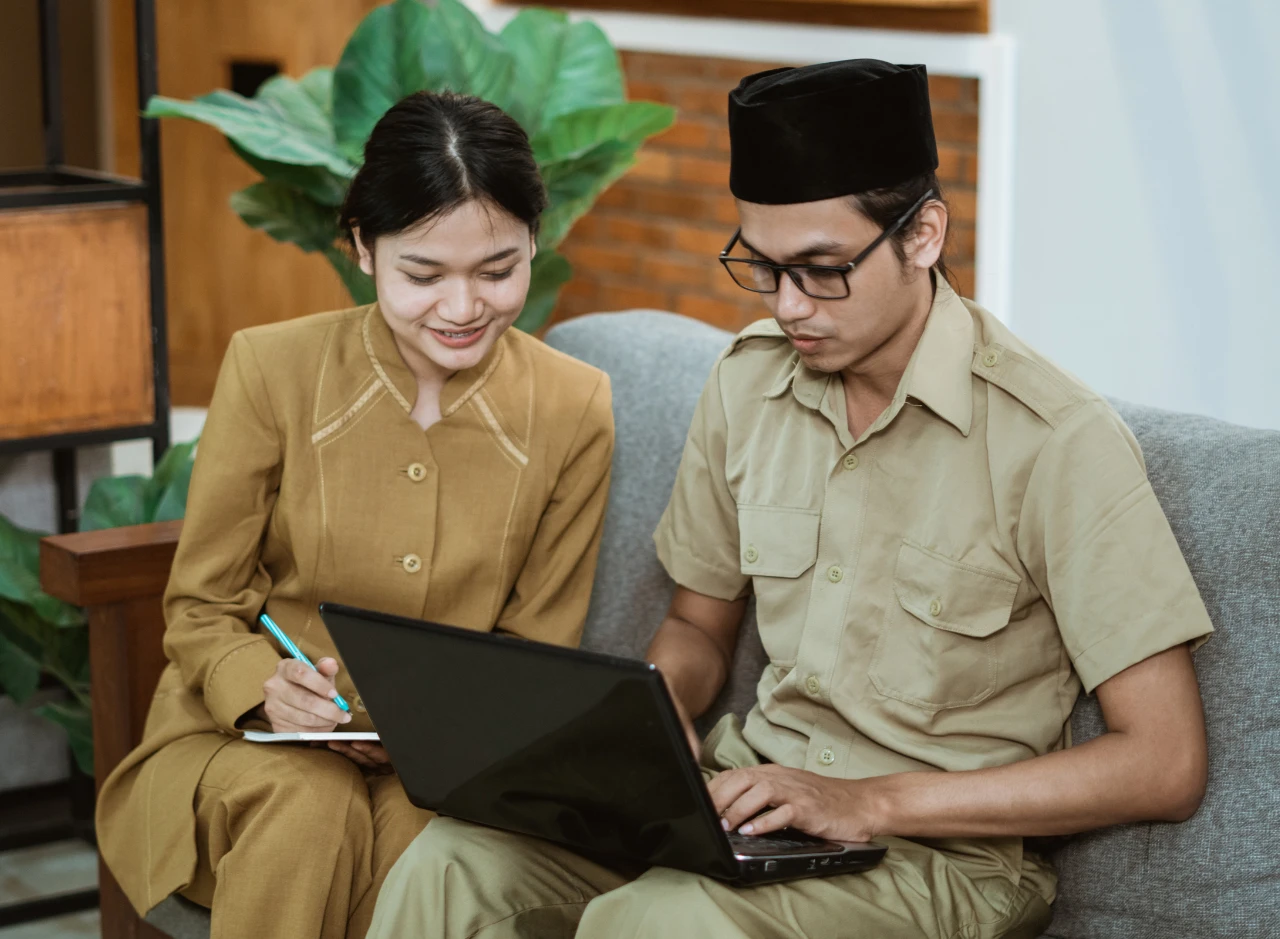 Suami Istri PNS Apa Dapet Tunjangan Suami Istri