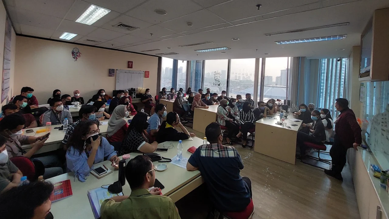 Gaji di PT Solid Gold Berjangka Semua Jabatan