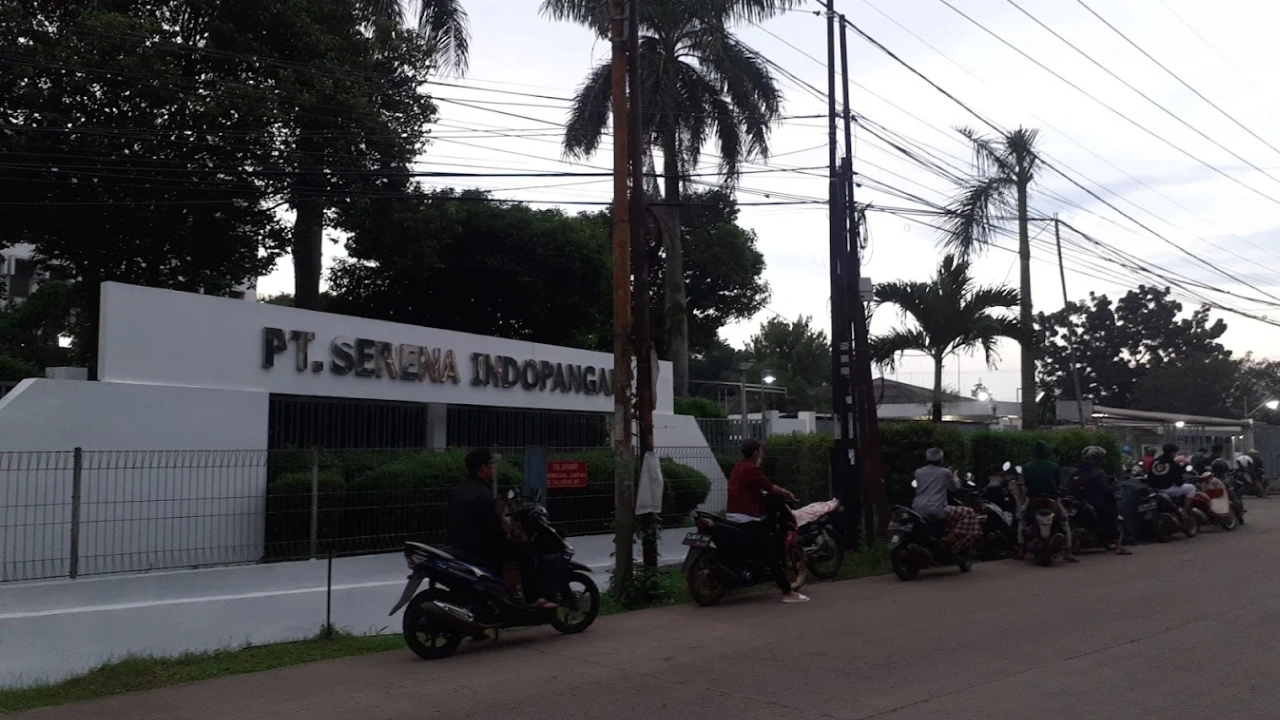 Gaji di PT Serena Indopangan Industri Cibinong + Tunjangannya
