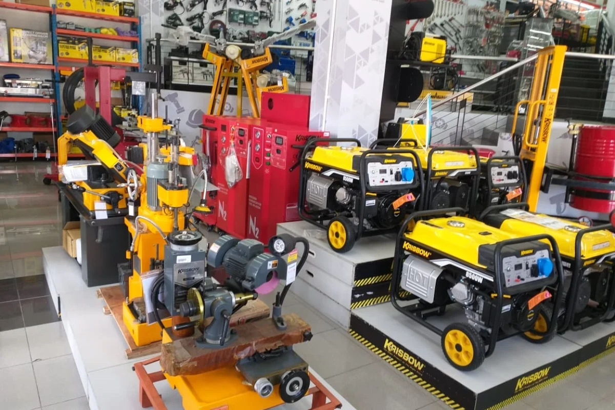 Gaji di PT Kawan Lama Group + Fasilitas, Bonus & Tunjangannya